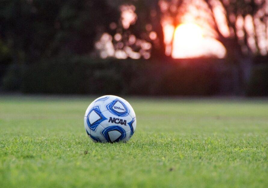 Soccer 891x625